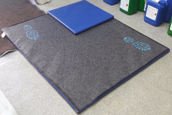 Дезинфецирующий коврик для дезинфекции обуви дезбарьер 100х150х3